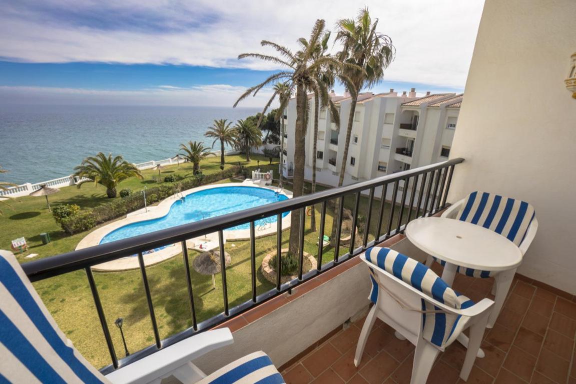 Palmeras 72 Menyber Nerja Zewnętrze zdjęcie