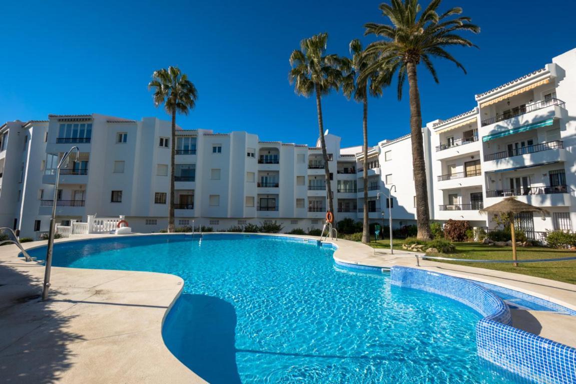 Palmeras 72 Menyber Nerja Zewnętrze zdjęcie